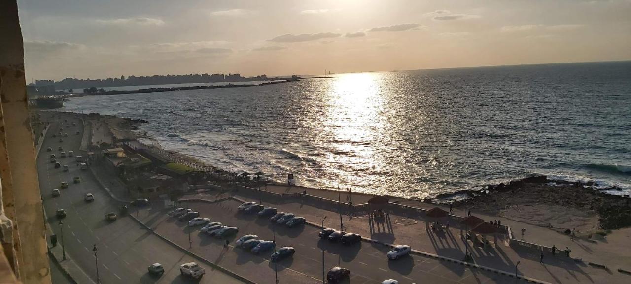 Hyat Hostel & Suites Alexandria Exterior foto